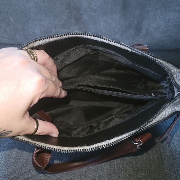 Purse - Picture 2 of 5